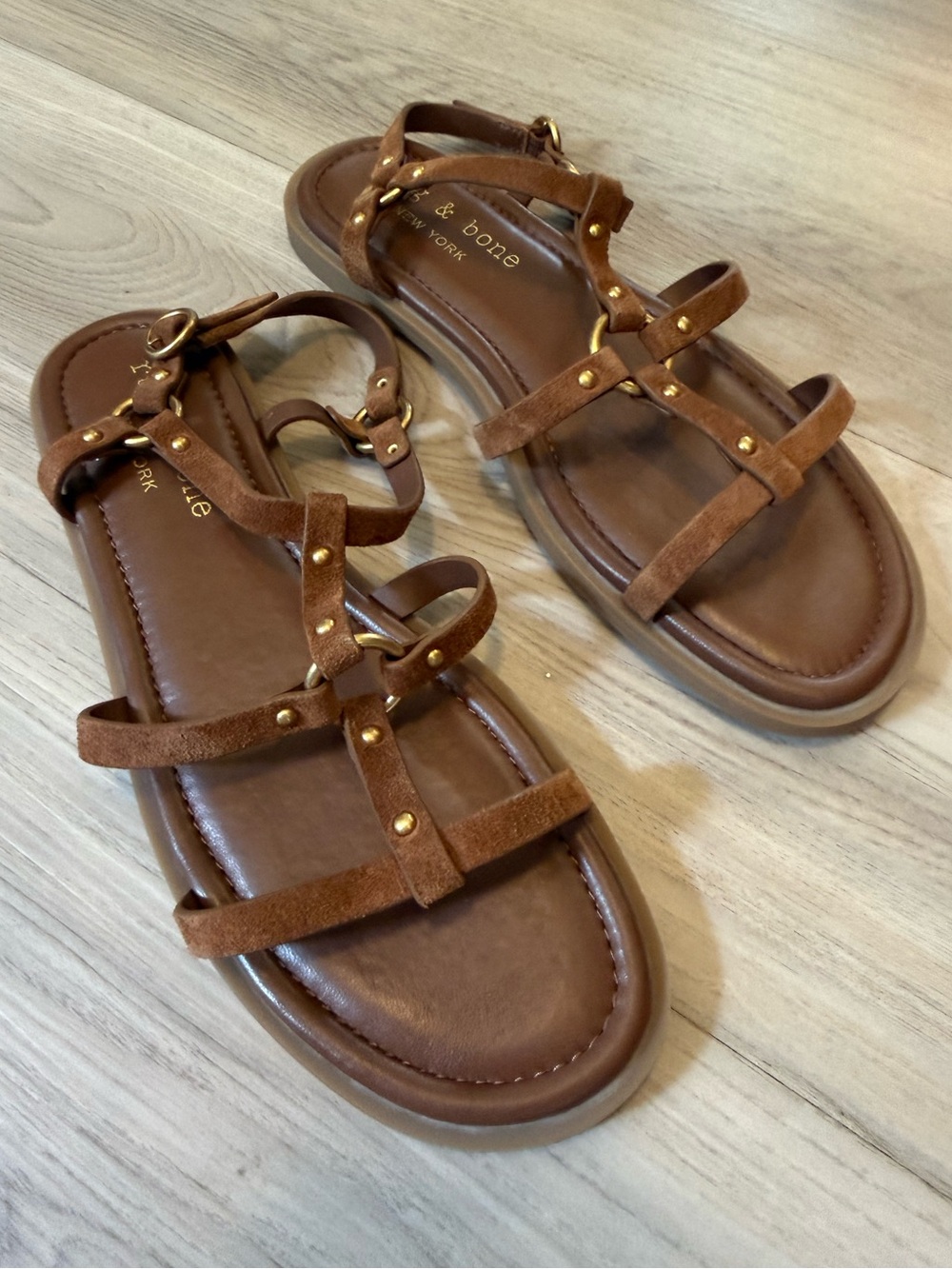 rag & bone 
Brown Suede Studded T-Strap Sandals
Size: 8.5 (38.5)